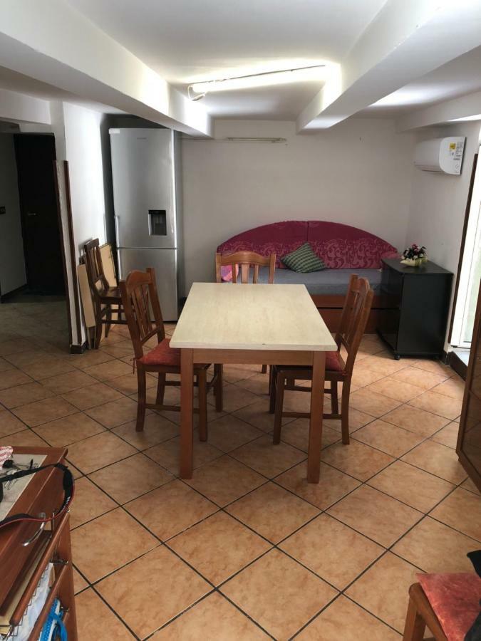 Barrios 9 * Napoli